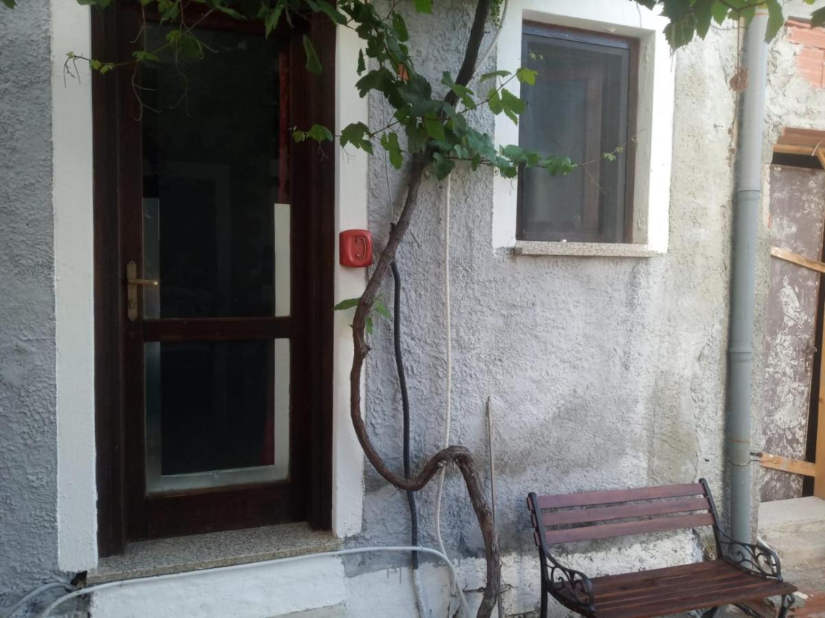 Вілла Holiday House In Сініскола Екстер'єр фото